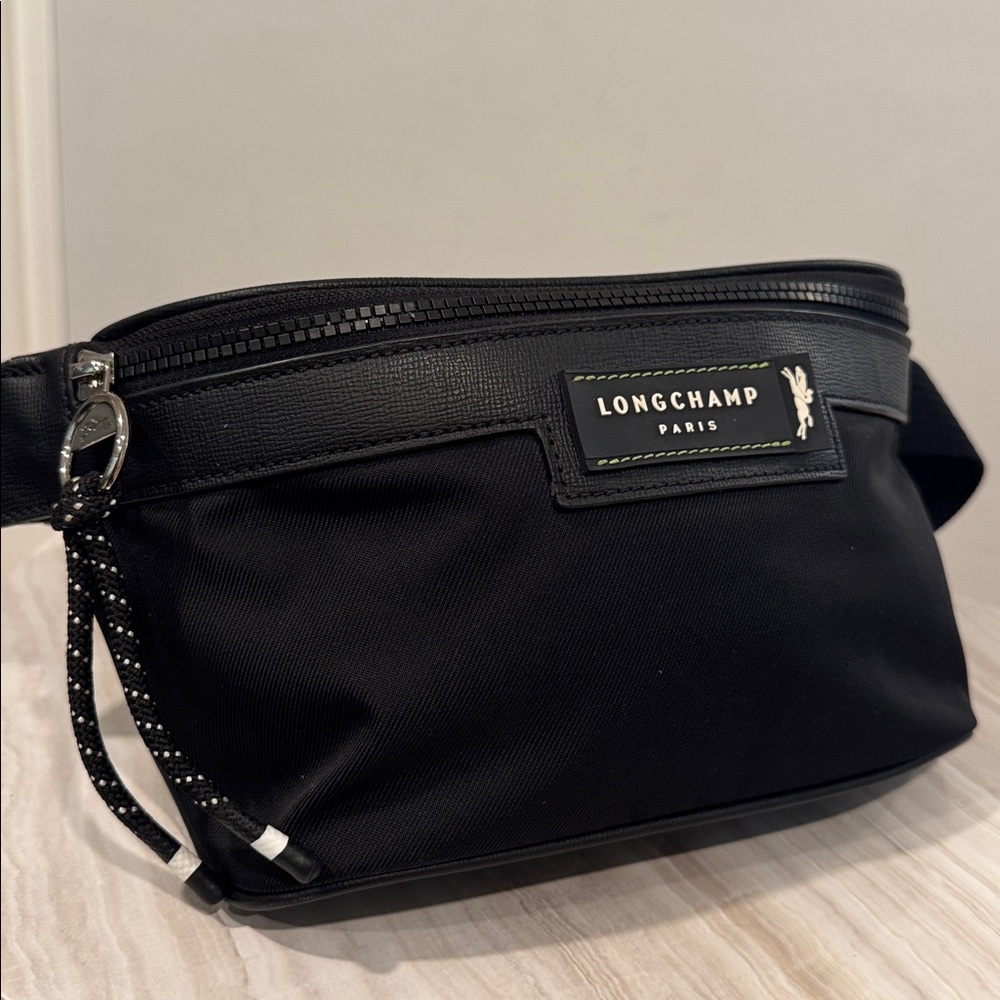 **SOLD** Longchamp Bag Black Nylon Belt Bag Fanny Pack Rare - Picture 1 of 17